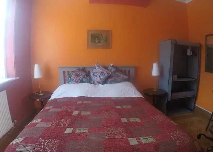 Carlton Mansions - The Red Room